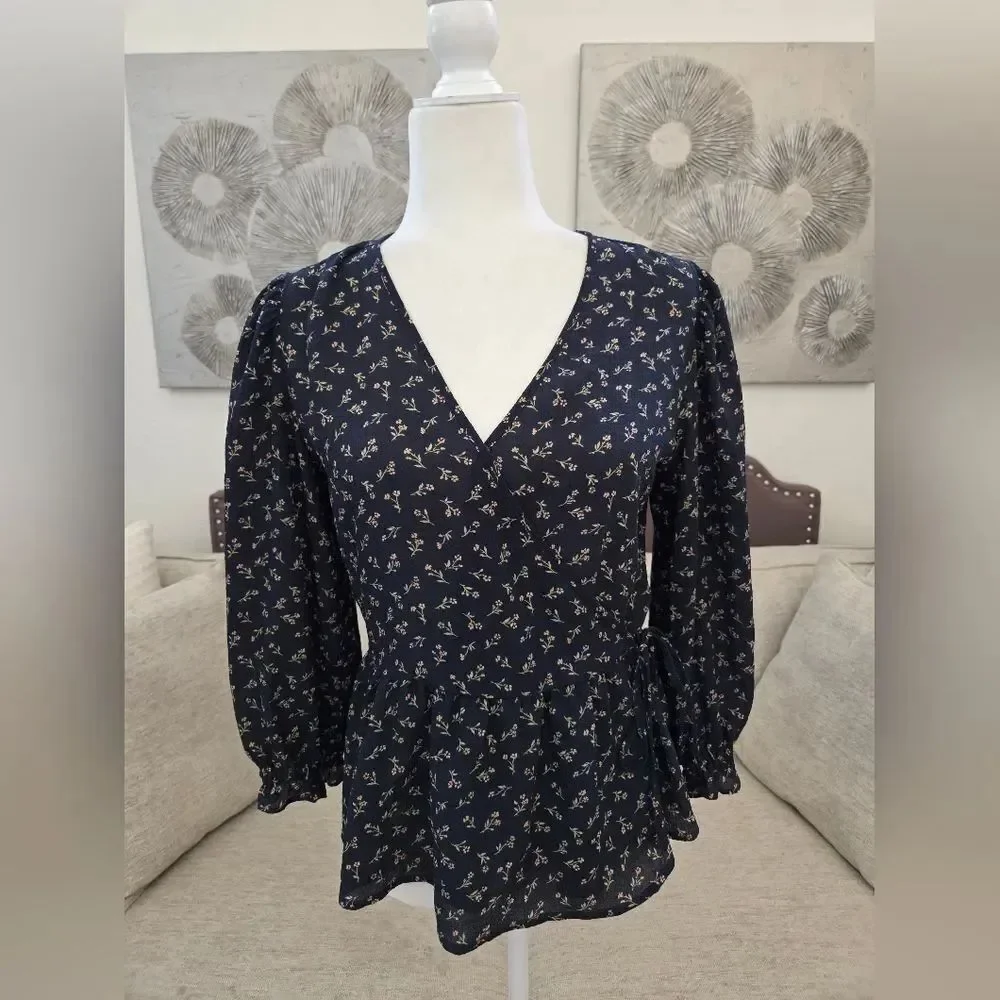 🦋MADEWELL🦋 Puff-Sleeve Peplum Wrap Top in Spring Fling - [Size Small]